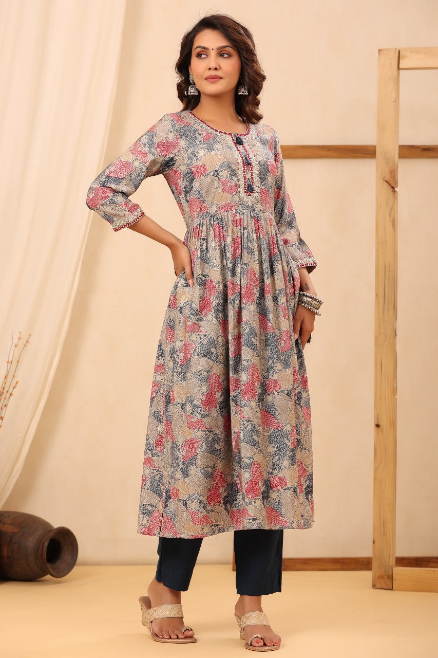 Women's Grey Muslin Fabric Printed Ethnic Kurta Set
