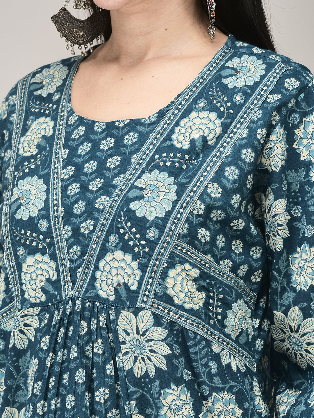 Women's Blue Cotton Fabric Suit Set | Ethnic Floral Round neck Kurta with Pants & Dupatta